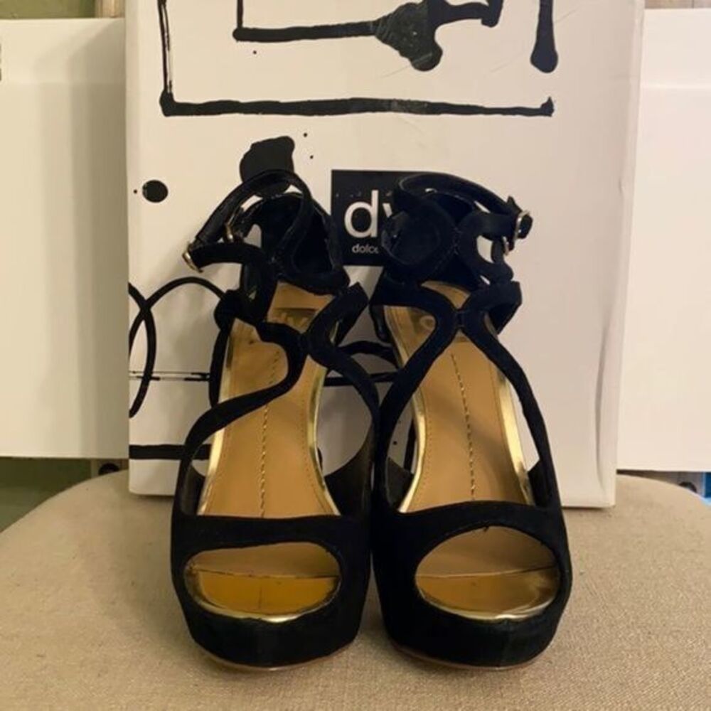 Dolce Vita Brielle Suede Heels